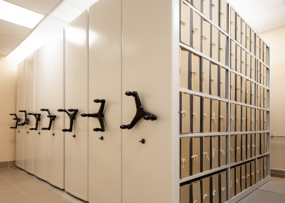 Архивный мобильный стеллаж для коробов